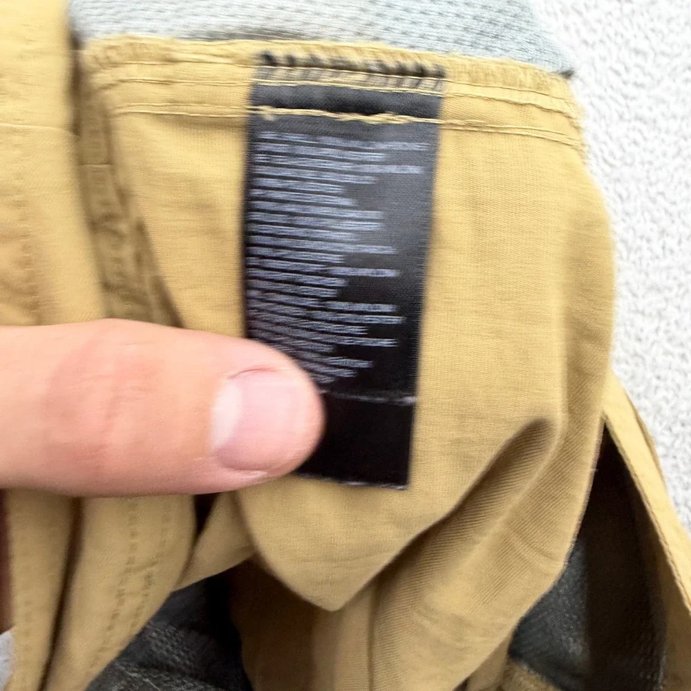 The North Face Mens Tan Horizon Hiking Shorts Size 30 Nylon Lightweight Outdoor